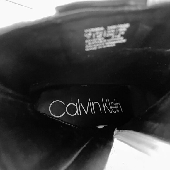 NWT - Calvin Klein White and Black Leather Ankle Boots - Picture 10 of 15